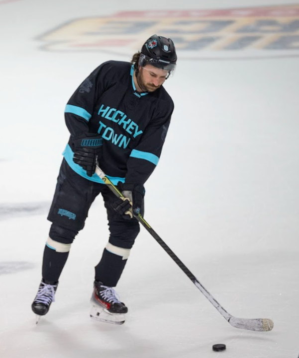 HOCKEY TOWN JERSEY #29