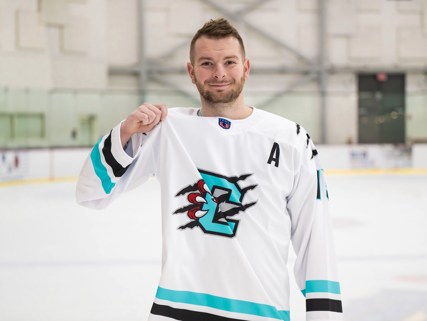 Replica 2025-26 Youth White Jersey - Moore